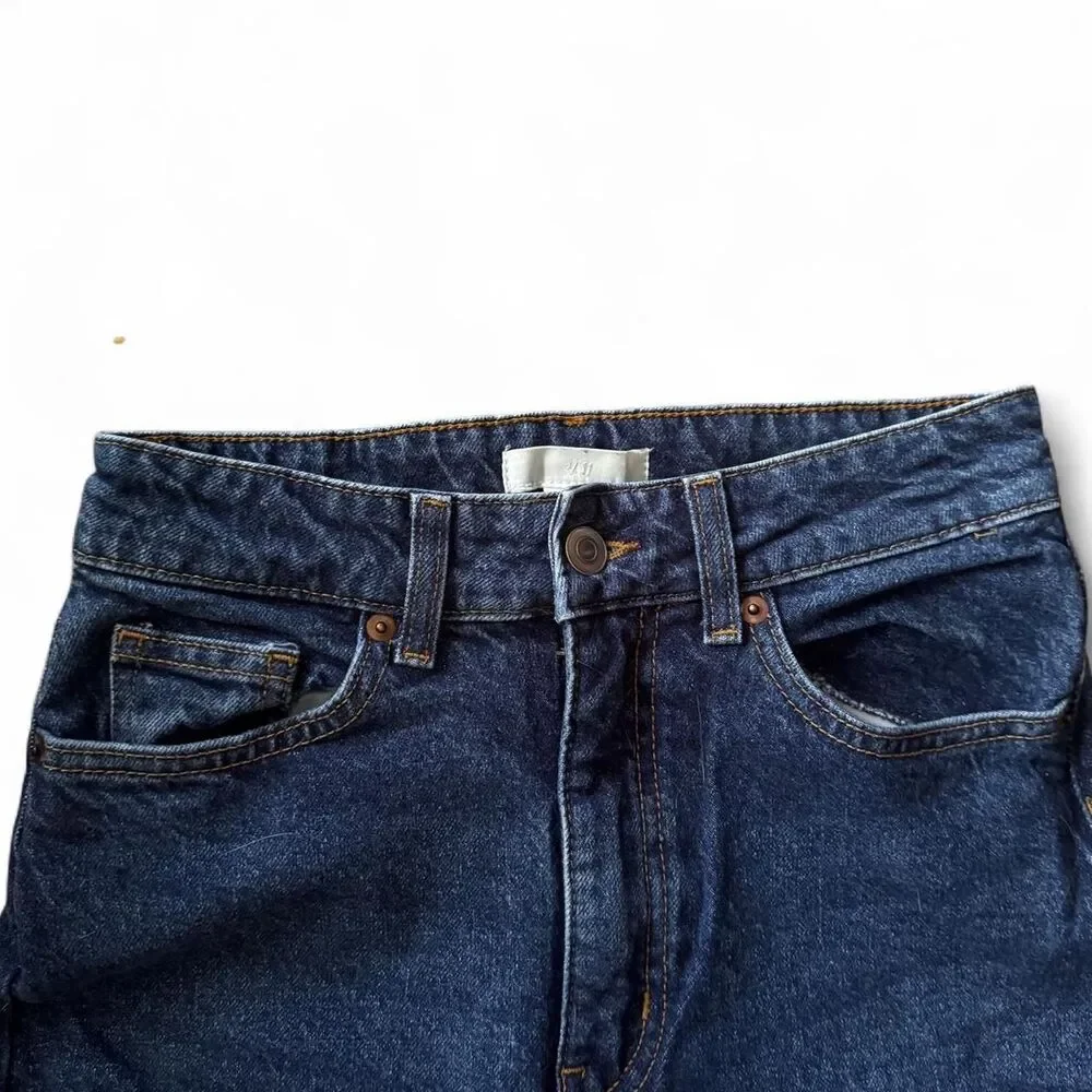 H&M High Waisted Mom Jeans Womens Size 4 Dark Wash Blue Denim Tapered Leg
